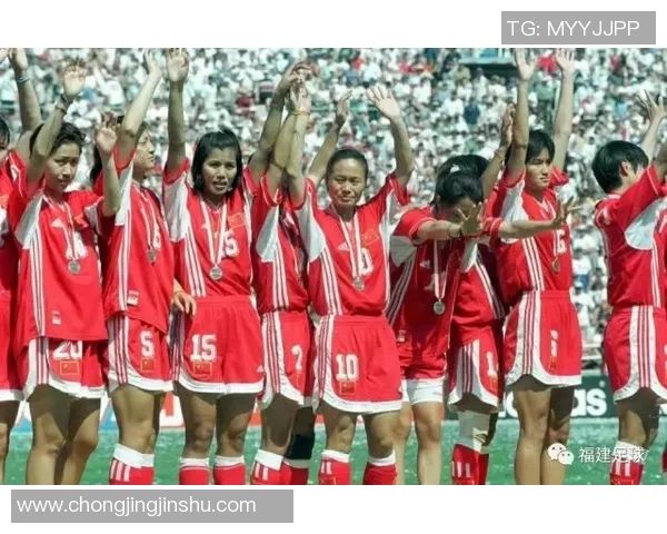 女足球星转型教练之路揭秘 视频记录传奇人物成长与挑战 女足球星转型教练之路揭秘 视频记录传奇人物成长与挑战